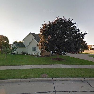 2701 Fieldstone Ct, Kaukauna, WI 54130