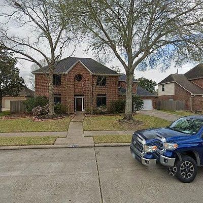 2710 Old South Dr, Richmond, TX 77406