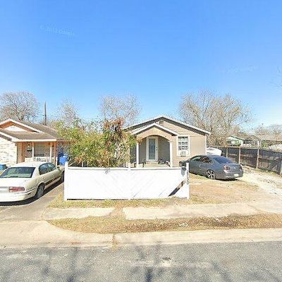 2730 Kitchens St, Corpus Christi, TX 78405