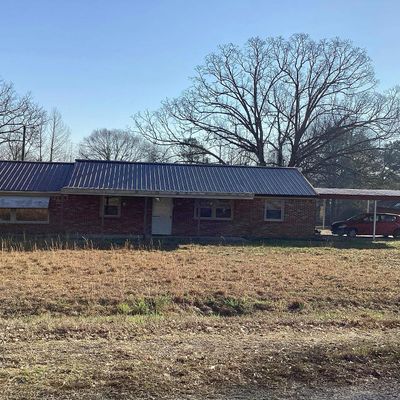 2737 Gardner Rd, Grady, AL 36036