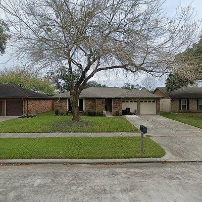 2796 Tallowood Dr, League City, TX 77573