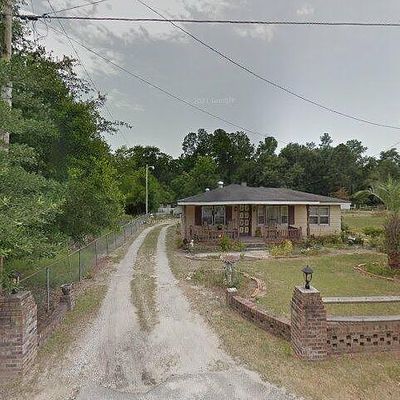 28 Murphy Rd, Kingstree, SC 29556