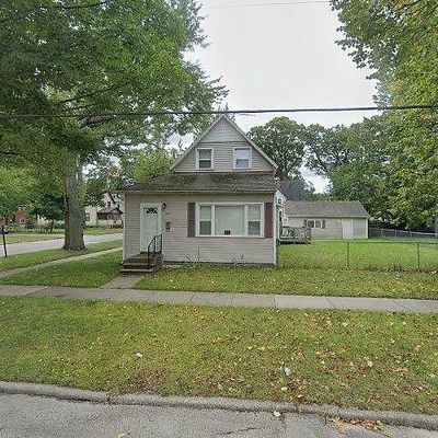 283 W Forest Ave, Muskegon, MI 49441