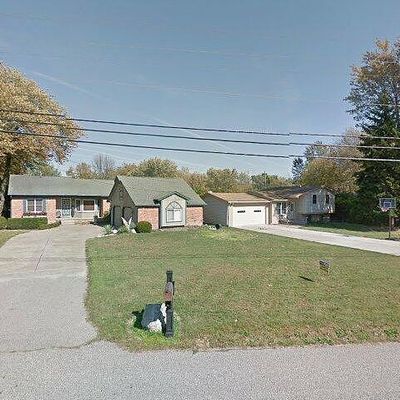 28545 Anchor Dr, Chesterfield, MI 48047