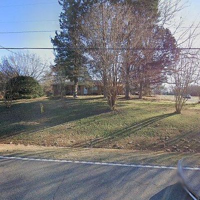 2914 Northwood Dr, Huntingdon, TN 38344