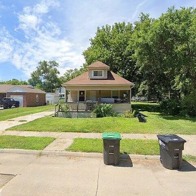 2916 N 28 Th Cir, Omaha, NE 68111