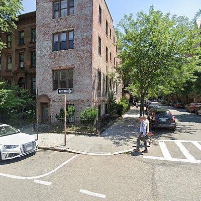 292 Dekalb Ave, Brooklyn, NY 11205