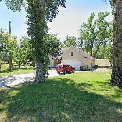 3 Deer River Rd, Columbus, NE 68601