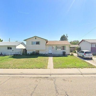 3828 Sheffield Ln, Pueblo, CO 81005