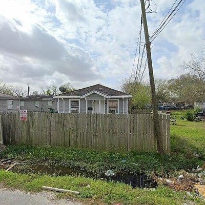 3910 Campbell St, Houston, TX 77026