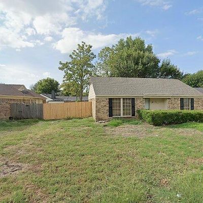 3924 Dogwood Ln, Fort Worth, TX 76137