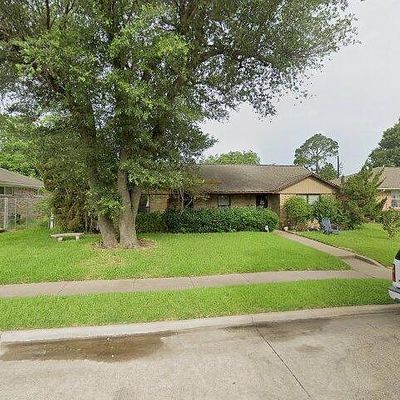 3925 Greensboro Cir, Garland, TX 75041