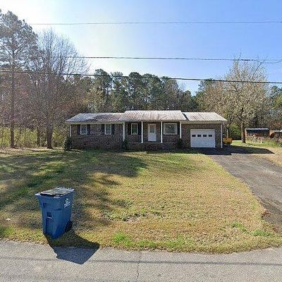 3926 Russell Dr, Anniston, AL 36207