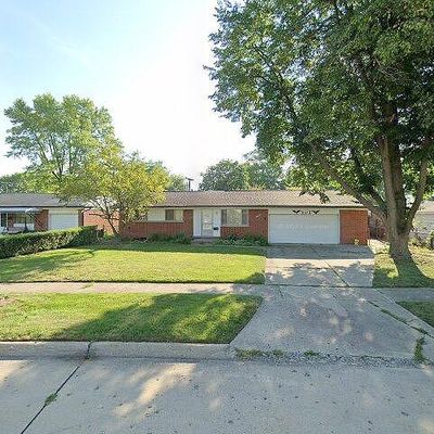 39376 Roslyn Dr, Sterling Heights, MI 48313