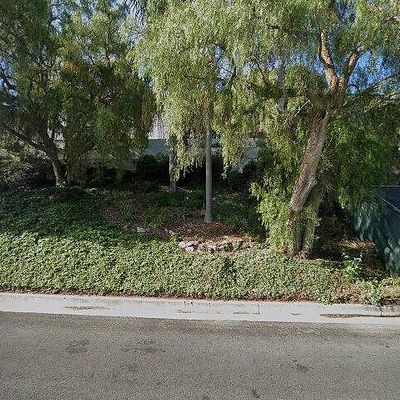 4 Yellow Brick Rd, Rancho Palos Verdes, CA 90275