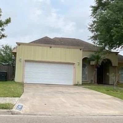 400 Lion Ct, San Juan, TX 78589