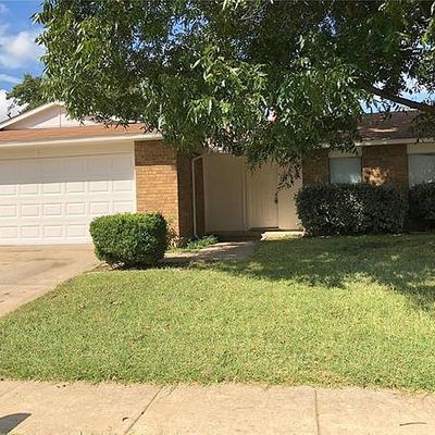 4005 Engleman St, Fort Worth, TX 76137