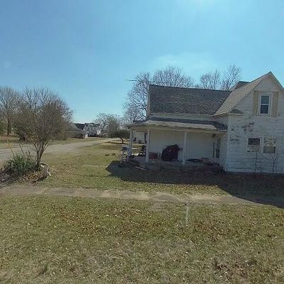 401 W Franklin St, Palestine, IL 62451