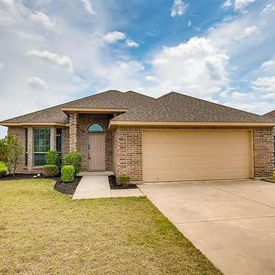 4015 Wagon Wheel Dr, Sanger, TX 76266