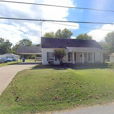 402 Jefferson St, Greenfield, TN 38230