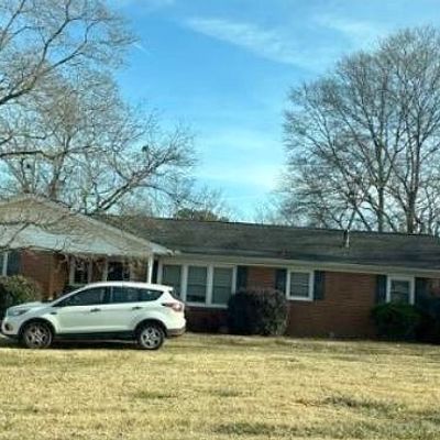 402 Mcgee Rd, Anderson, SC 29625