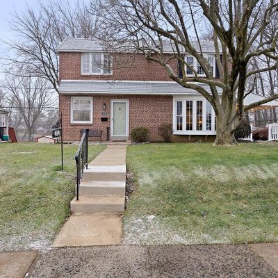 404 Lakeview Dr, Ridley Park, PA 19078