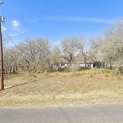 4043 Waterwood Pass Dr, Elmendorf, TX 78112