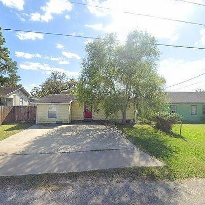 405 E Texas St, Cuero, TX 77954