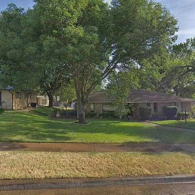 405 Riverwood Dr, Desoto, TX 75115