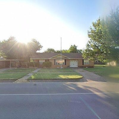 406 Center St, Archer City, TX 76351