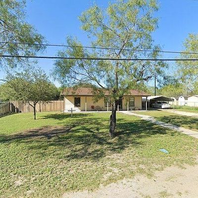 406 Texas St, Mathis, TX 78368