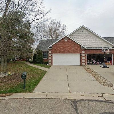 4085 Squire Ln, Flushing, MI 48433