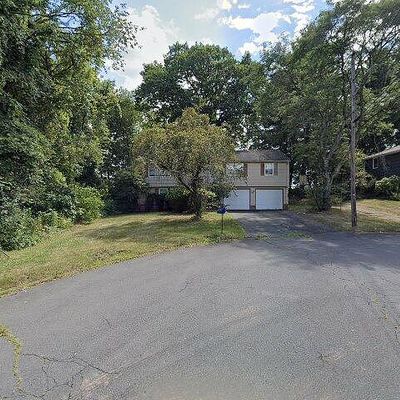 41 Florence Rd, Bloomfield, CT 06002