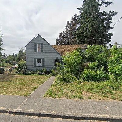 410 W Church St, Mount Angel, OR 97362