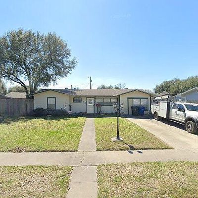 4109 Robinhood Dr, Corpus Christi, TX 78411