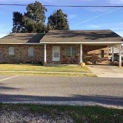 411 Hospital Dr, Raceland, LA 70394