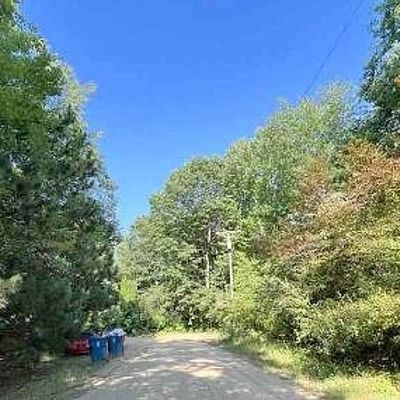 4130 Birch Ln, Vassar, MI 48768