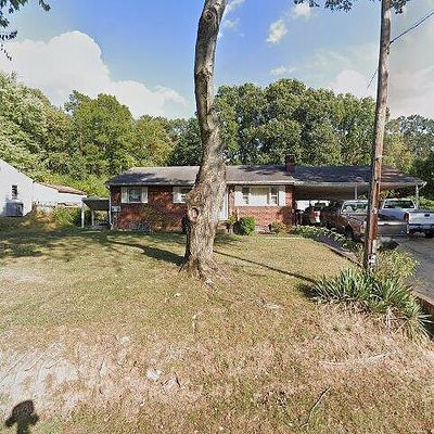 4136 Anderson Rd, Triangle, VA 22172