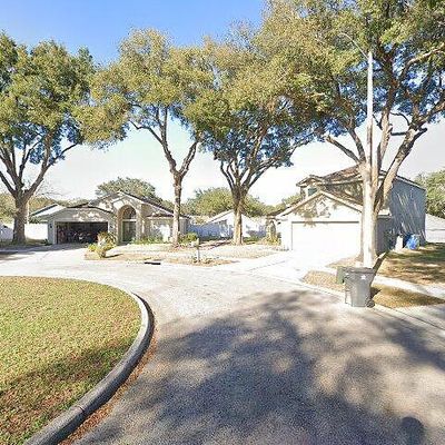 420 Sangria Dr, Valrico, FL 33594