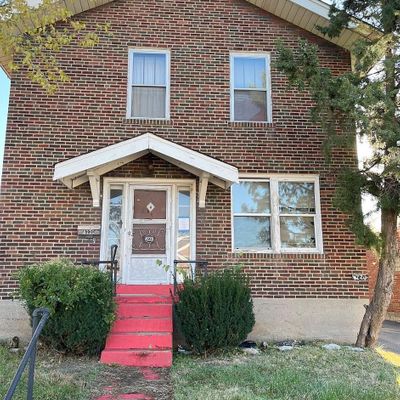 4220 Dressell Ave, Saint Louis, MO 63120