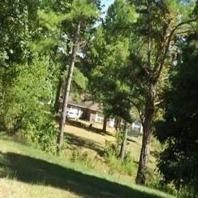 429 Cranfield Rd, Roxie, MS 39661