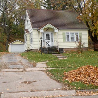 429 State St, Ripon, WI 54971