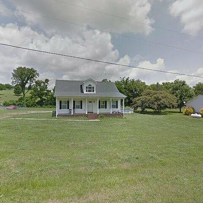 430 Maplewood Dr, Cornersville, TN 37047