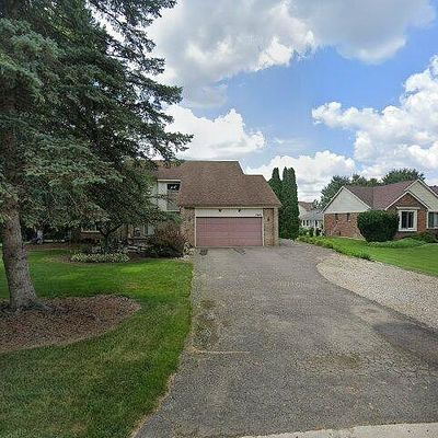 4323 Marcello Dr, Commerce Township, MI 48382