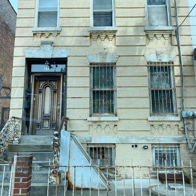 433 Jerome St, Brooklyn, NY 11207