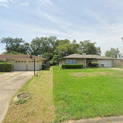 4333 Asbury St, Port Arthur, TX 77642