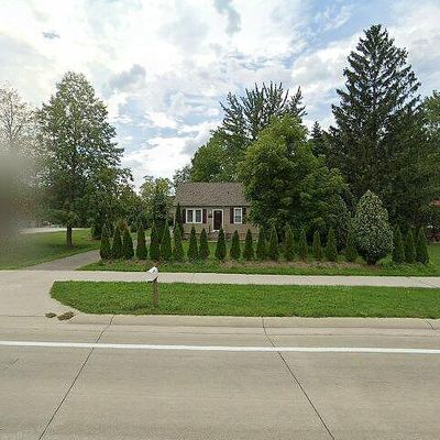 43651 Dequindre Rd, Troy, MI 48085