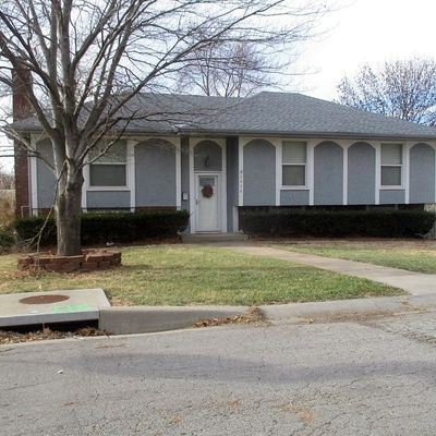 3416 S Grand Ave, Independence, MO 64055