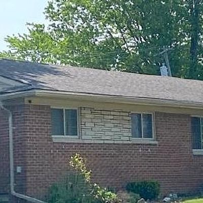 34176 Chope Pl, Clinton Township, MI 48035