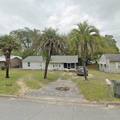 350 Edge Ave, Valparaiso, FL 32580